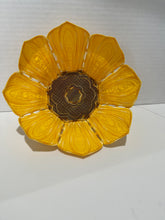 Load image into Gallery viewer, Sunflower bowl
