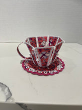 Load image into Gallery viewer, Pink teacup
